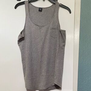 Zine Tank Top size Small
